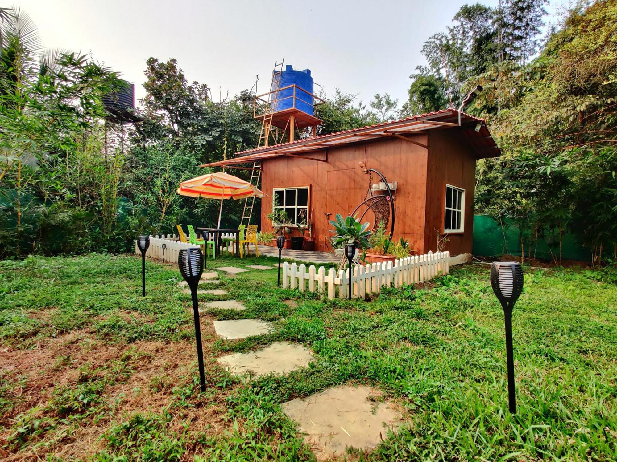 Crystal Springs Villa - A Picture-Perfect Retreat W Pool, Hammock, Gazebo Karjat Exterior foto