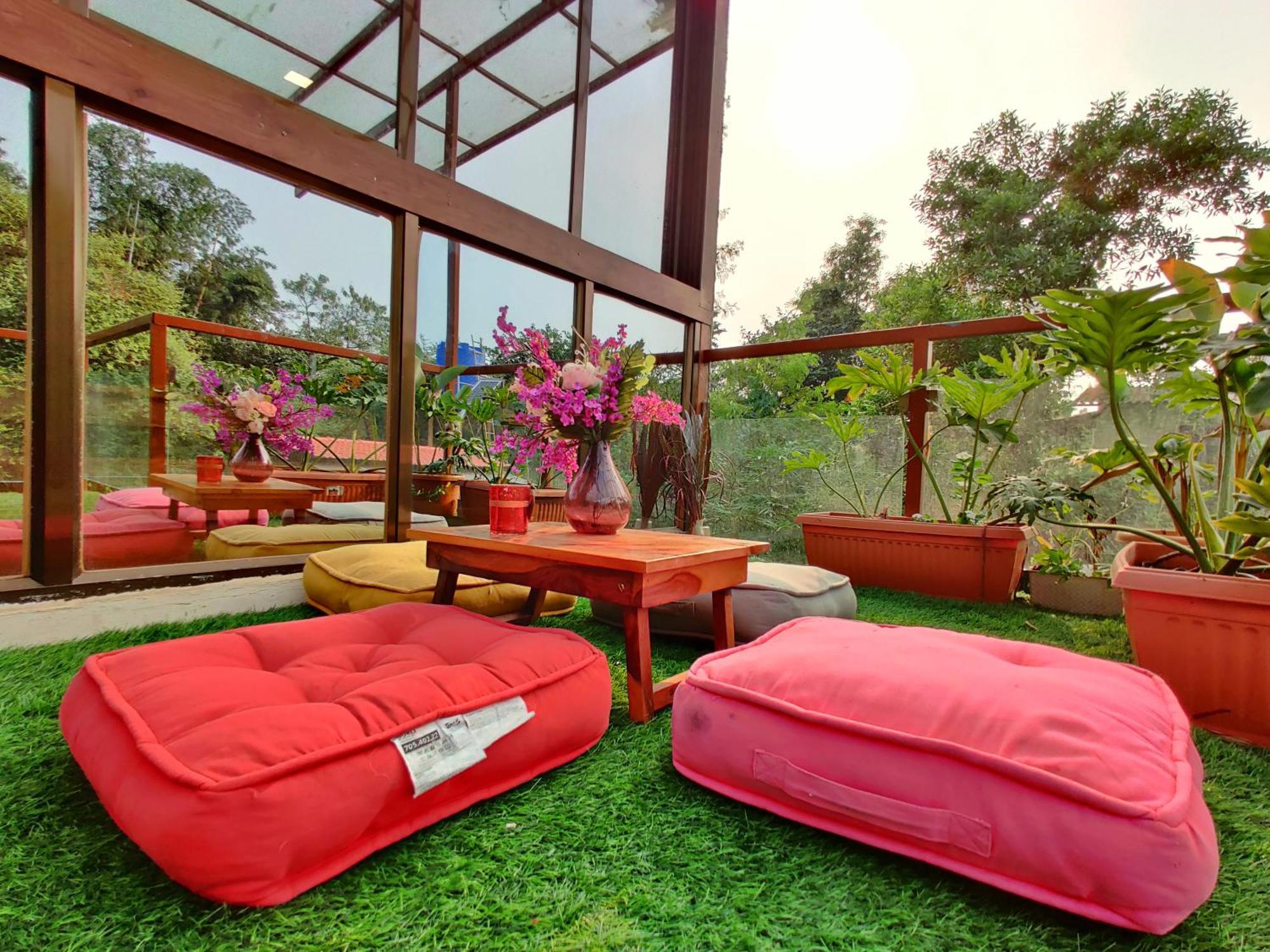 Crystal Springs Villa - A Picture-Perfect Retreat W Pool, Hammock, Gazebo Karjat Exterior foto